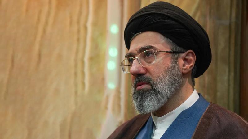 gallery item imam_ayatola_seyed_moytaba_hoseini_jamenei_3.jpg
