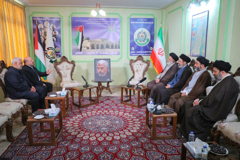 gallery item russkiy_khamenei_-_20241029_1.jpg