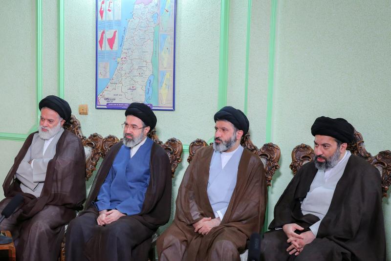 gallery item russkiy_khamenei_-_20241029_2.jpg